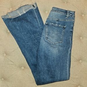Gently Preowned Womens Flying Monkey Jeans.